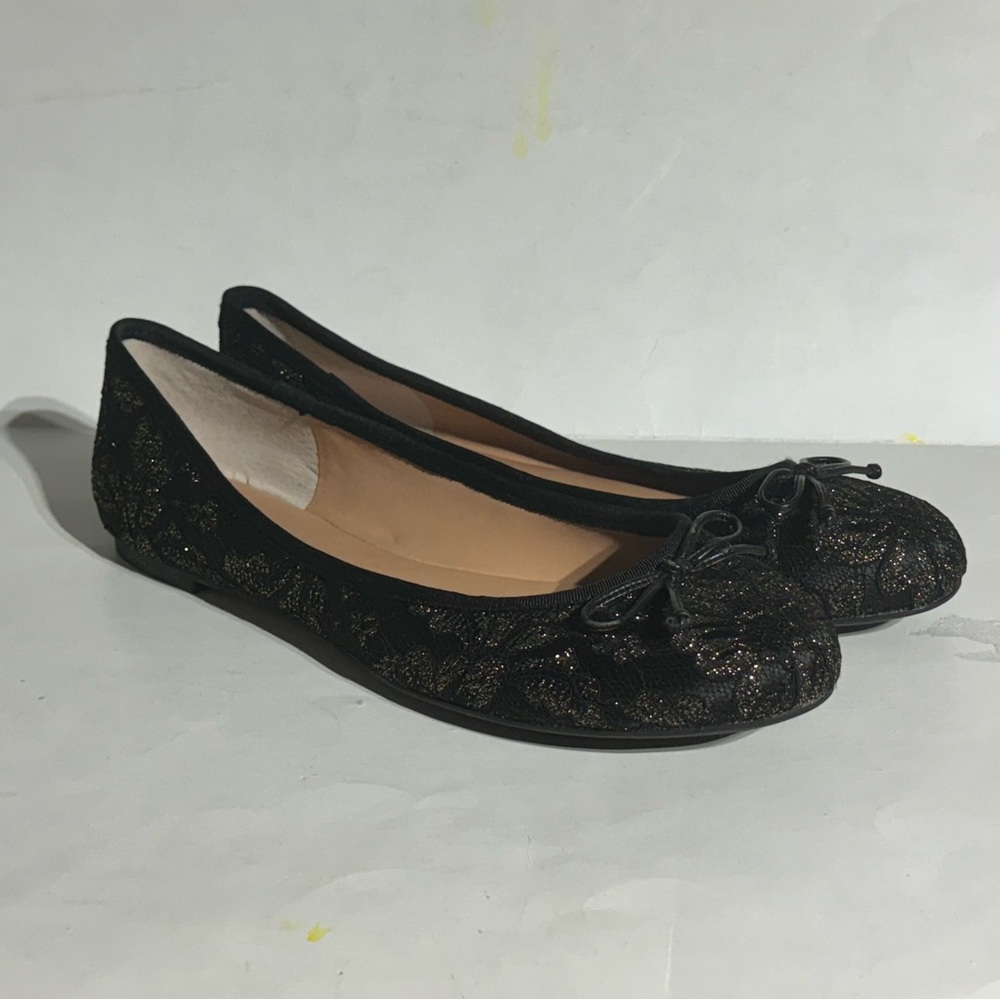 Banana Republic ballet flats size 11 black lace
